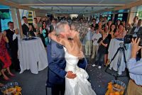 BOAD_WEDDING_KISS