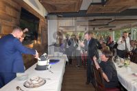 VICTORY_DAYS__CAKE_CUTTING